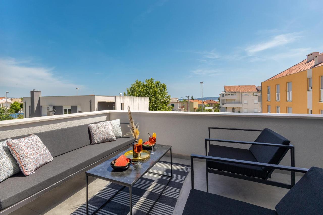 Bonaca Apartments With Terrace And Private Parking Kaštela Exteriér fotografie